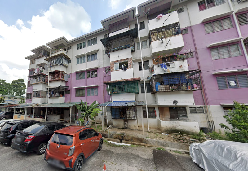 Corner Lot Flat Taman Sri Indah Balakong Cheras Jaya Seri Kembangan Low Cost Below Market Price