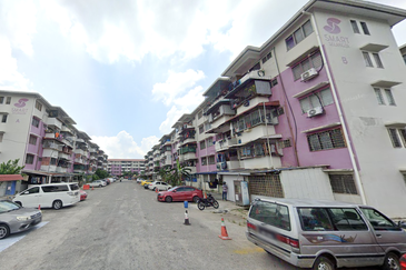 Corner Lot Flat Taman Sri Indah Balakong Cheras Jaya Seri Kembangan Low Cost Below Market Price