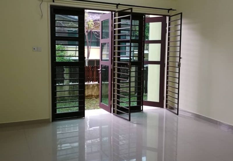 Avenue 2, Lake Valley