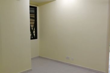 Avenue 2, Lake Valley