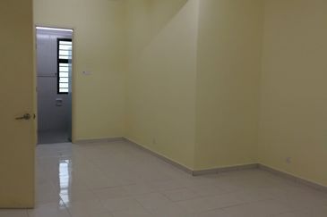 Avenue 2, Lake Valley