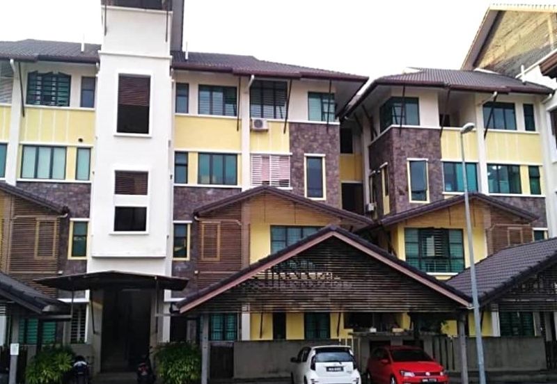 Avenue 2, Lake Valley