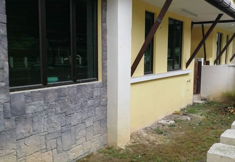 Avenue 2, Lake Valley