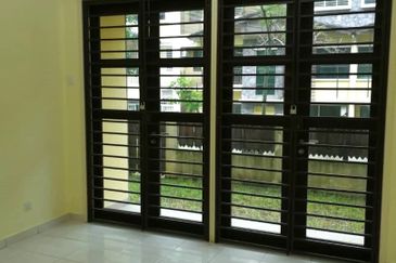 Avenue 2, Lake Valley