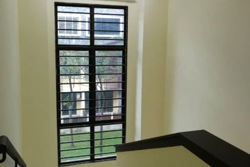 Avenue 2, Lake Valley