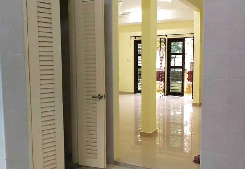 Avenue 2, Lake Valley