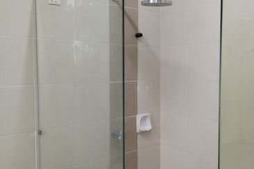 Avenue 2, Lake Valley