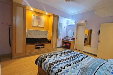 Evergreen Park Cypress