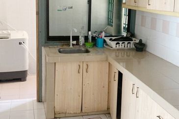 Pangsapuri Perdana, Seksyen 13