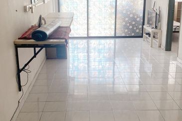 Pangsapuri Perdana, Seksyen 13