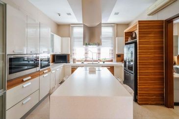 Bukit Tunku Kuala Lumpur Bungalow 2.5 Storey Freehold For Sale RM 12,500,000