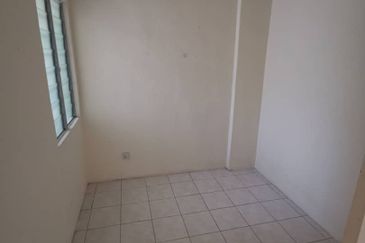 Plaza Sinar Apartment