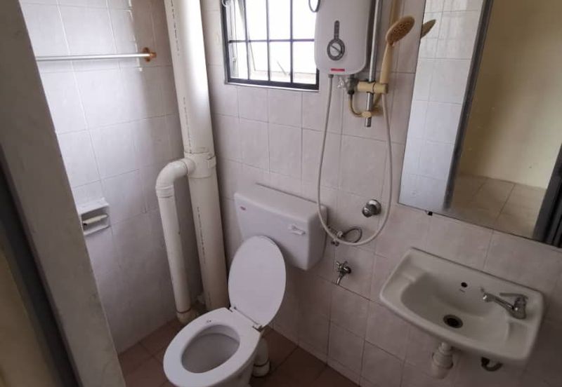 Plaza Sinar Apartment