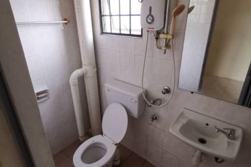 Plaza Sinar Apartment