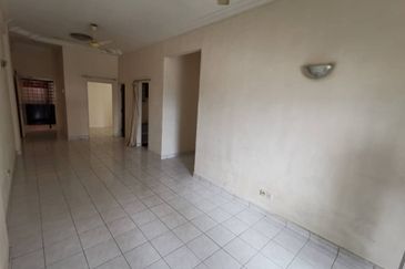 Plaza Sinar Apartment