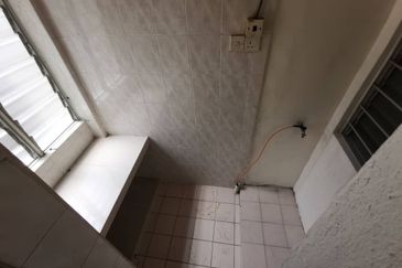 Plaza Sinar Apartment