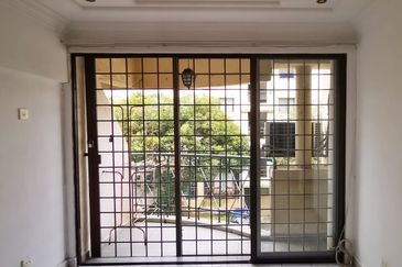 Pangsapuri Perdana, Seksyen 13