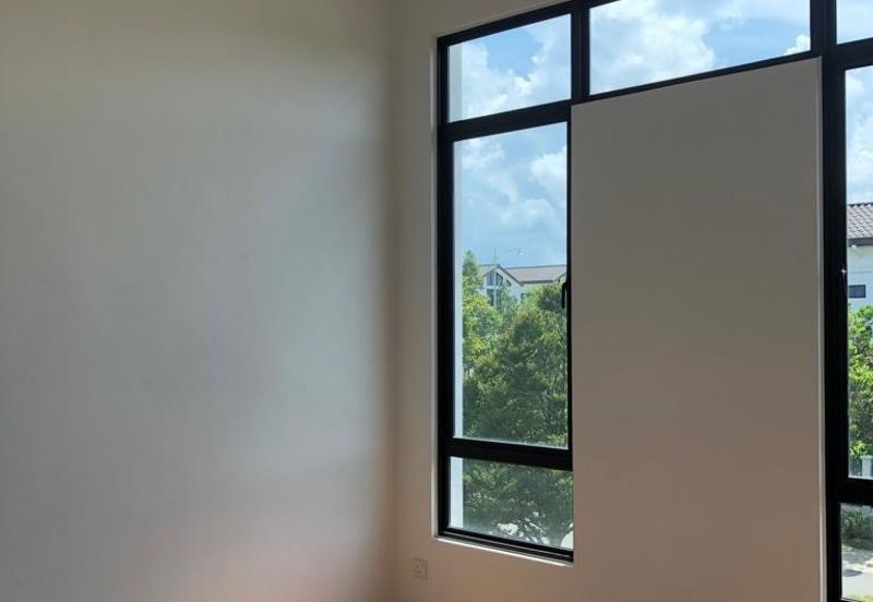 Tenderfields @ Eco Majestic