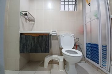 Sering Akasia Duplex: Hill Views, MRT Walk, Family-Centric Living in Cheras