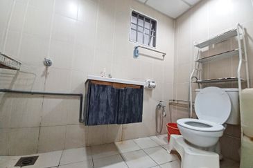 Sering Akasia Duplex: Hill Views, MRT Walk, Family-Centric Living in Cheras