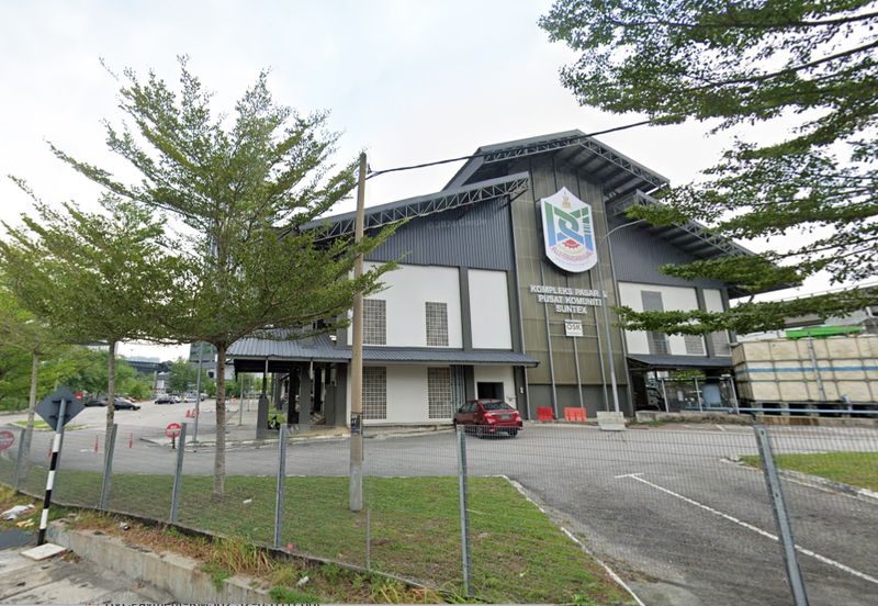 Sering Akasia Duplex: Hill Views, MRT Walk, Family-Centric Living in Cheras