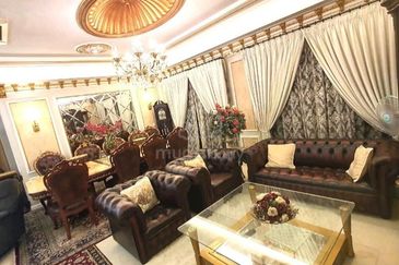 Kepong FRIM Kg Melayu 3.5 Storey Bungalow For Sale RM3,800,000 (Near Metropolitan Park)