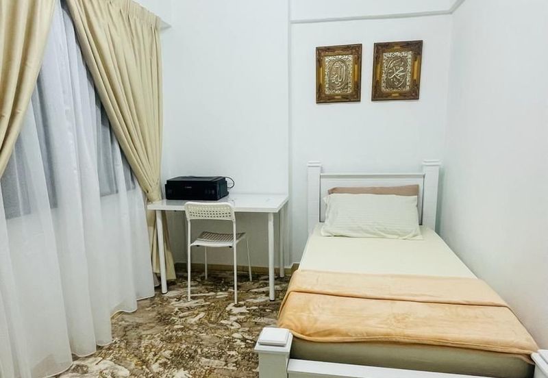 Saujana Ria Apartment For Sale @ Kepong / Level 1 / 3R1B