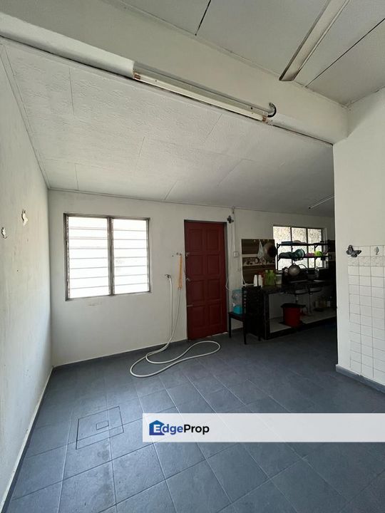 Rumah Teres 1 Tingkat Fully Extended Taman Merdeka for Sale, Melaka, Batu Berendam