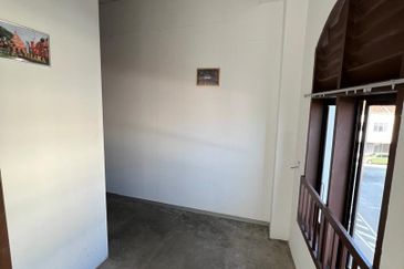 Melaka City Tourist Inn Business for Sale cum Rental