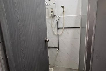 Melaka City Tourist Inn Business for Sale cum Rental