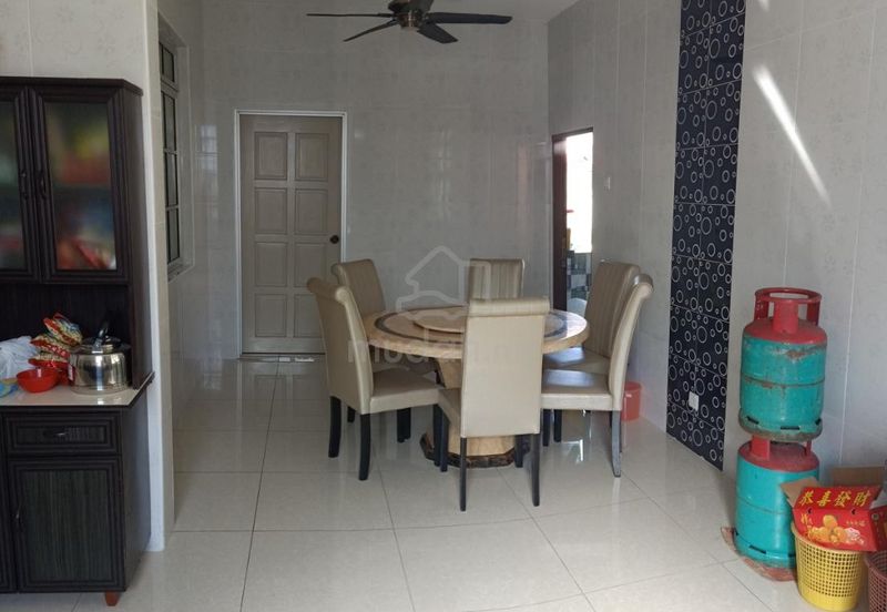 Sepang Taman Pantai Sepang Putra Bungalow Single Storey RM 530,000