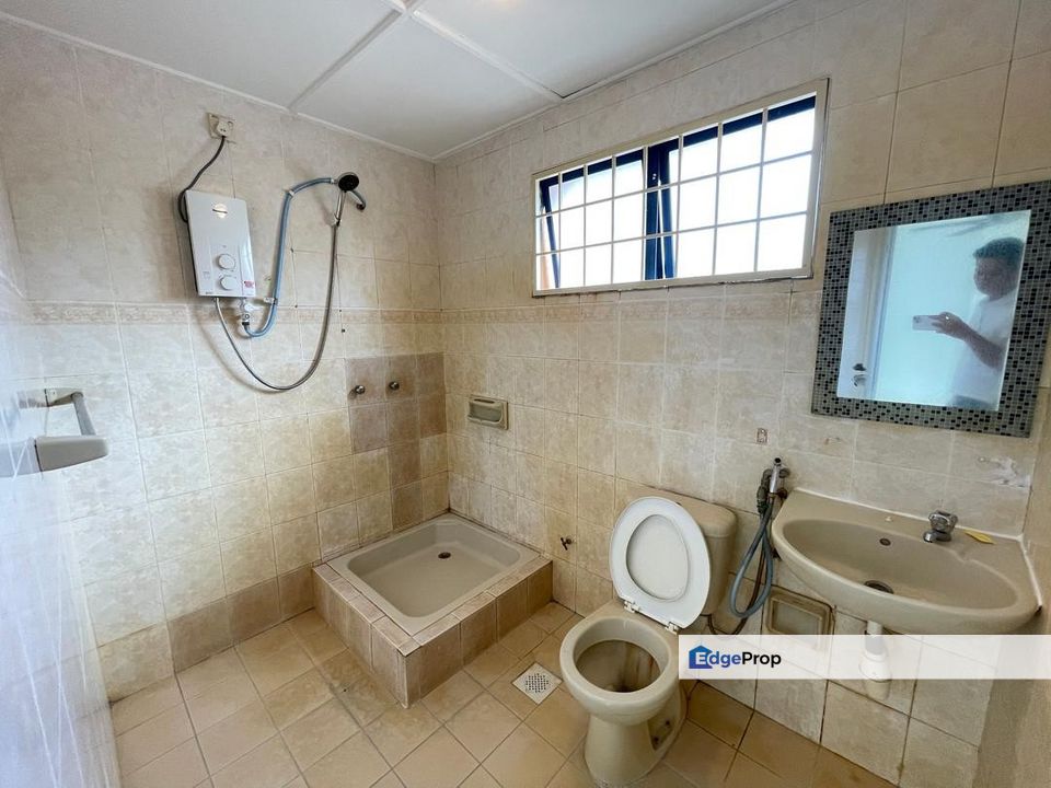 New paint unit for sell at Casa Venicia Greenview, Selayang, Selangor, Selangor, Selayang