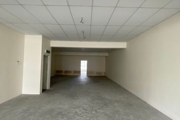 HOT!! Taman 1 Lagenda Double Storey Shop Lot @ Melaka City for Rent 