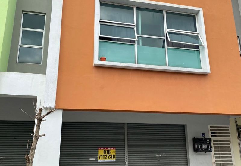 HOT!! Taman 1 Lagenda Double Storey Shop Lot @ Melaka City for Rent 