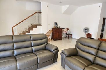 Double storey semi D House @ Tiara Melaka Golf & Country Club for Sale