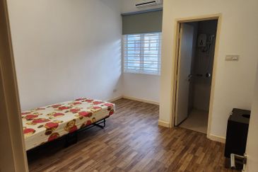 Double storey semi D House @ Tiara Melaka Golf & Country Club for Sale