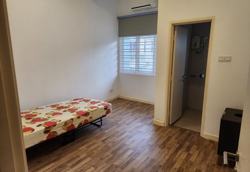 Double storey semi D House @ Tiara Melaka Golf & Country Club for Sale