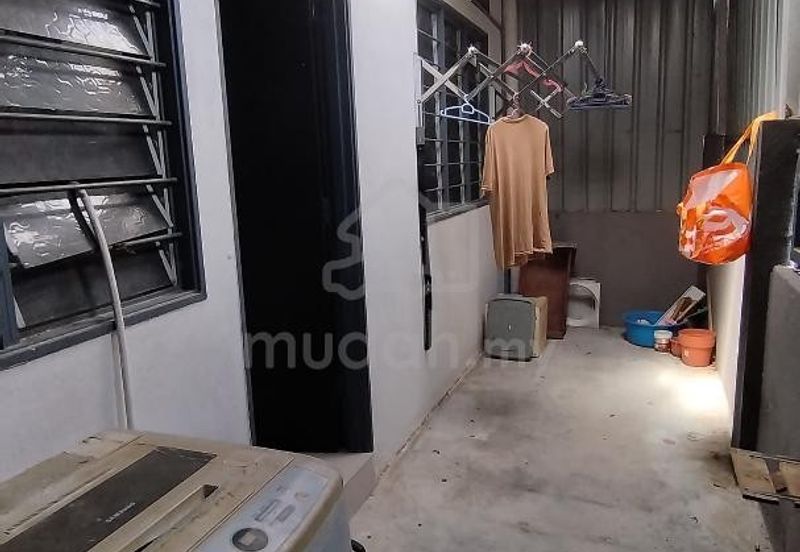 Banting taman merbah freehold single storey terrace house rm 370,000