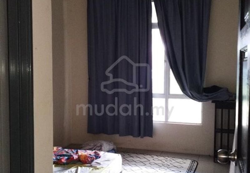 Banting taman merbah freehold single storey terrace house rm 370,000