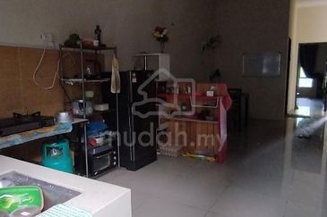 Banting taman merbah freehold single storey terrace house rm 370,000