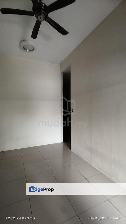 Banting taman merbah freehold single storey terrace house rm 370,000, Selangor, Banting
