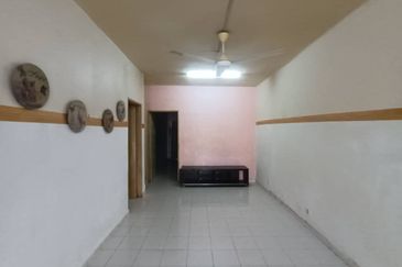 Near SMK Ideal Heights Townhouse unit at Taman Amansiara (Selayang,3R2B)