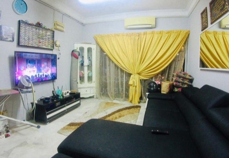 Segambut, Taman Sejahtera Townhouse Apartment For Sale RM 320,000