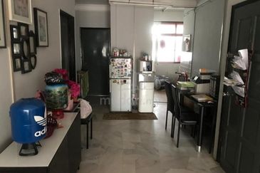 Segambut, Taman Sejahtera Townhouse Apartment For Sale RM 320,000