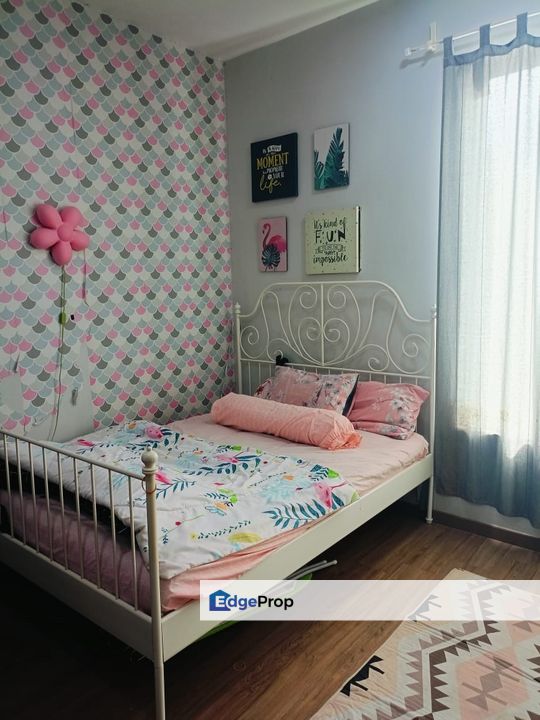 Full Furnish Spacious Unit 3-Storey Terraced House(4R4B,Batang Kali), Selangor, Batang Kali
