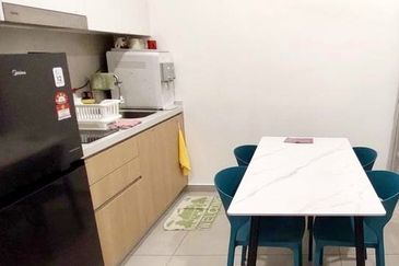 Yolo Signature Suites