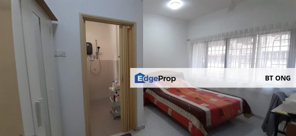 Apartment for sale @ Jalan 3/92b, Taman Kobena, Cheras / 3 bedrooms 2 bathrooms/ renovated / 1000sq / carpark / RM380k , Kuala Lumpur, Cheras