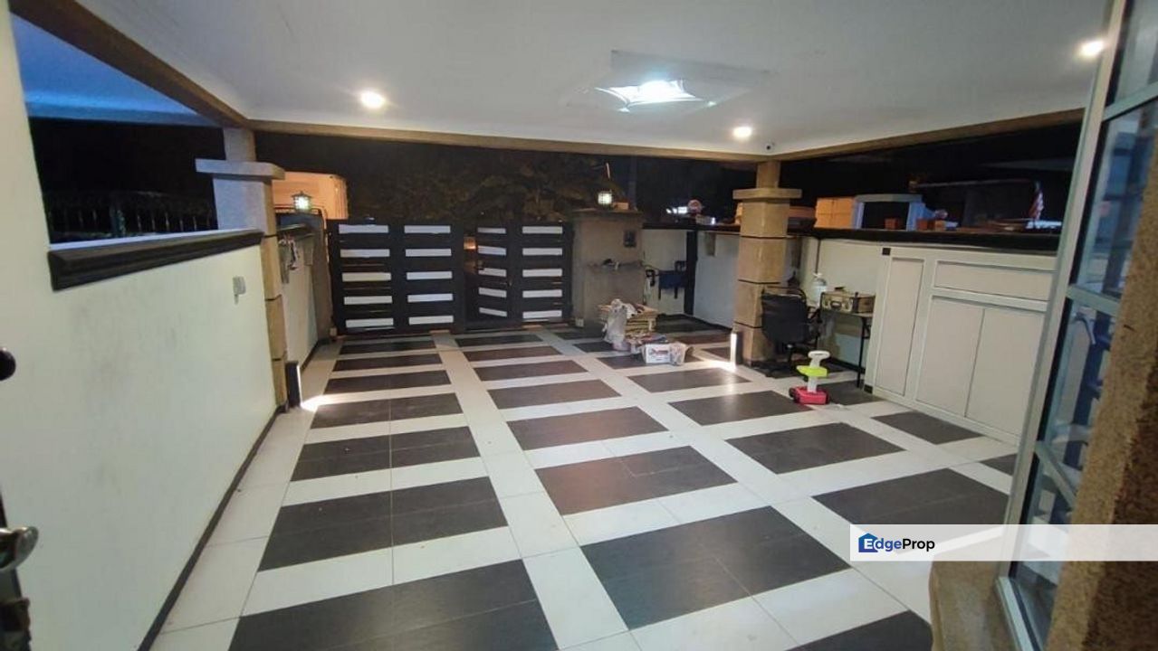 Desa Latania, Shah Alam@ 2 Storey Terrace Fully Renovated+Fully Furnished 22x75, Freehold, BMV, Selangor, Shah Alam