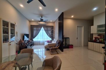 Bangsar South Condominium ( Saville@The Park Bangsar) Freehold Partially Furnished 1019 sq.ft For Sale RM 650,000