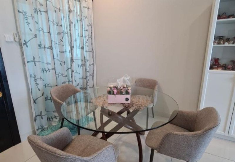 Bangsar South Condominium ( Saville@The Park Bangsar) Freehold Partially Furnished 1019 sq.ft For Sale RM 650,000